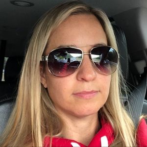 Meet your Posher, Kristie